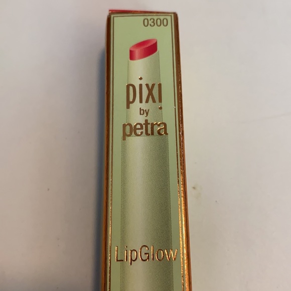 NEW Pixi by Petra lip gloss in Ruby - Picture 3 of 6